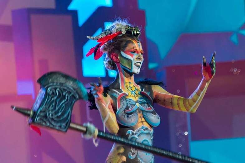 Una de las participantes en el concurso celebrado anoche en el Parque Santa Catalina (Foto Antonio Rico)